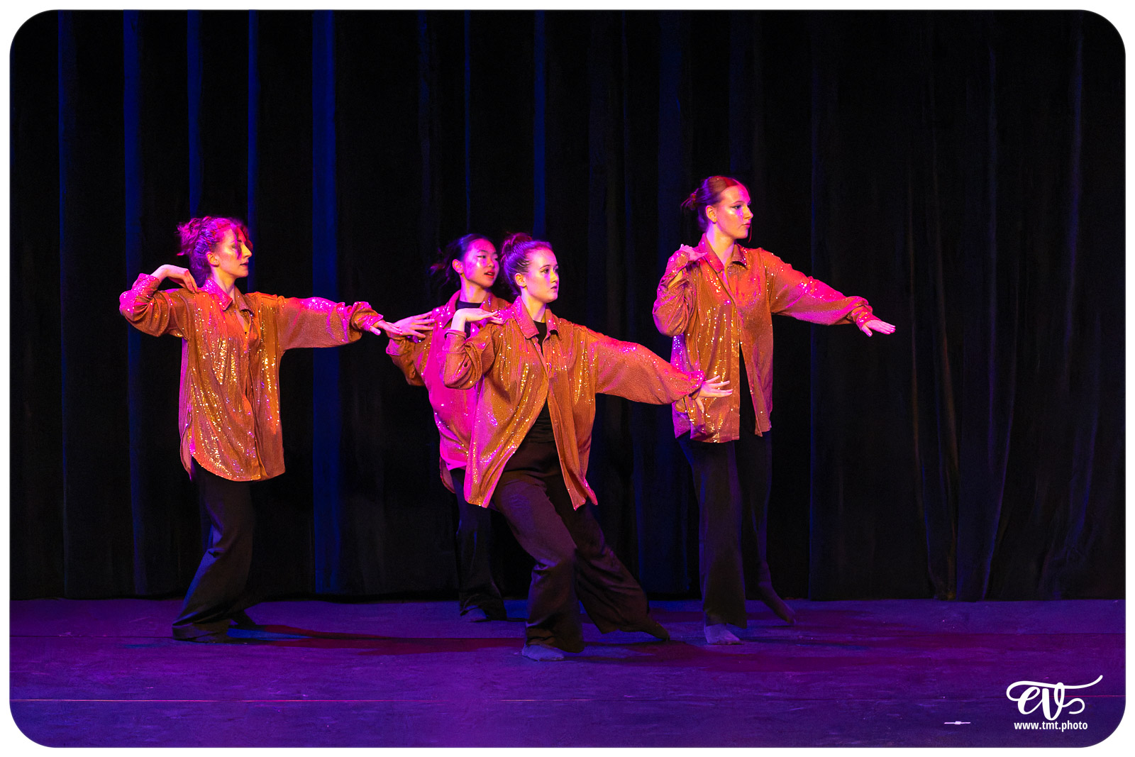 ECOLE DE DANSE CÉCILE ADAMOW